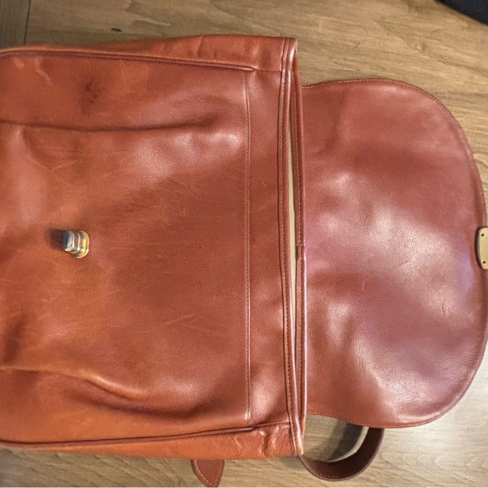 Vintage French Company Brown Leather Messenger Style Bag c1995 - Picture 4 of 10